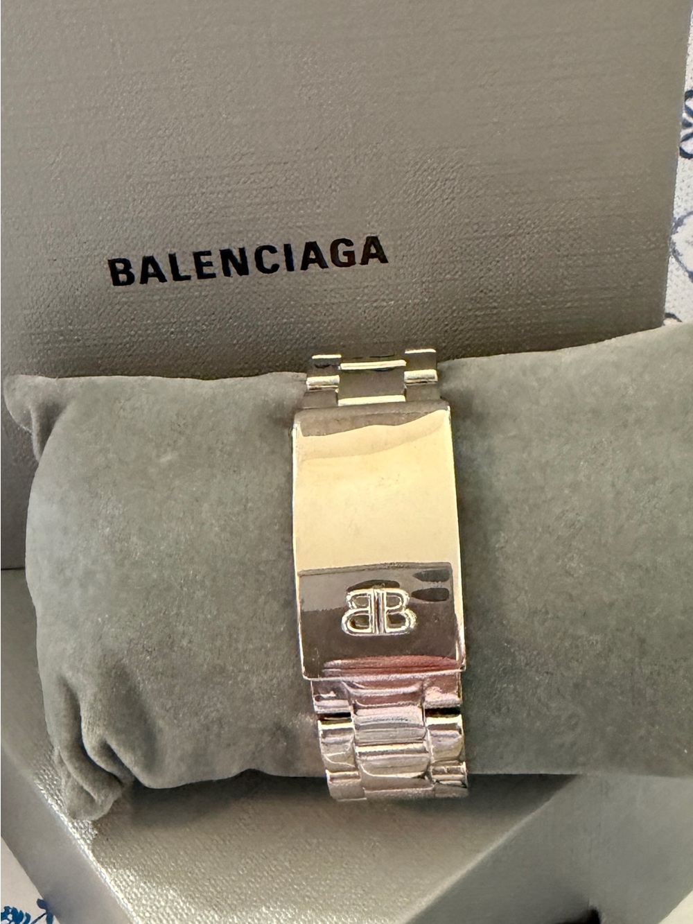 Balenciaga Silver Polished Metal Bracelet/Cuff Band Size Small - Picture 4 of 5